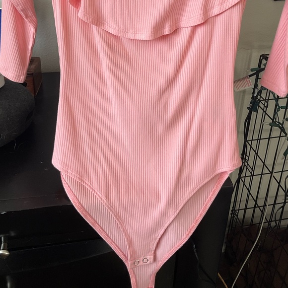 Half sleeve body suit FOREVER 21 NEVER WORN - Picture 2 of 3
